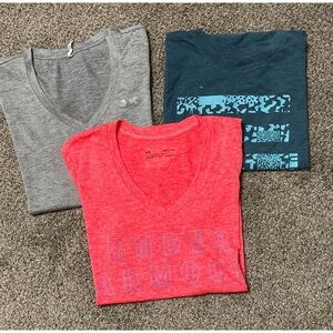 **BACK TO SCHOOL** Bundel of 3 Women's Under Armour S/S Shirts Sz Small **EUC**